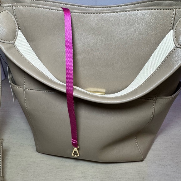 ON•34th Hattie Bucket Bag in Dune – SOLD OUT at Macy’s – NWT - Picture 12 of 15